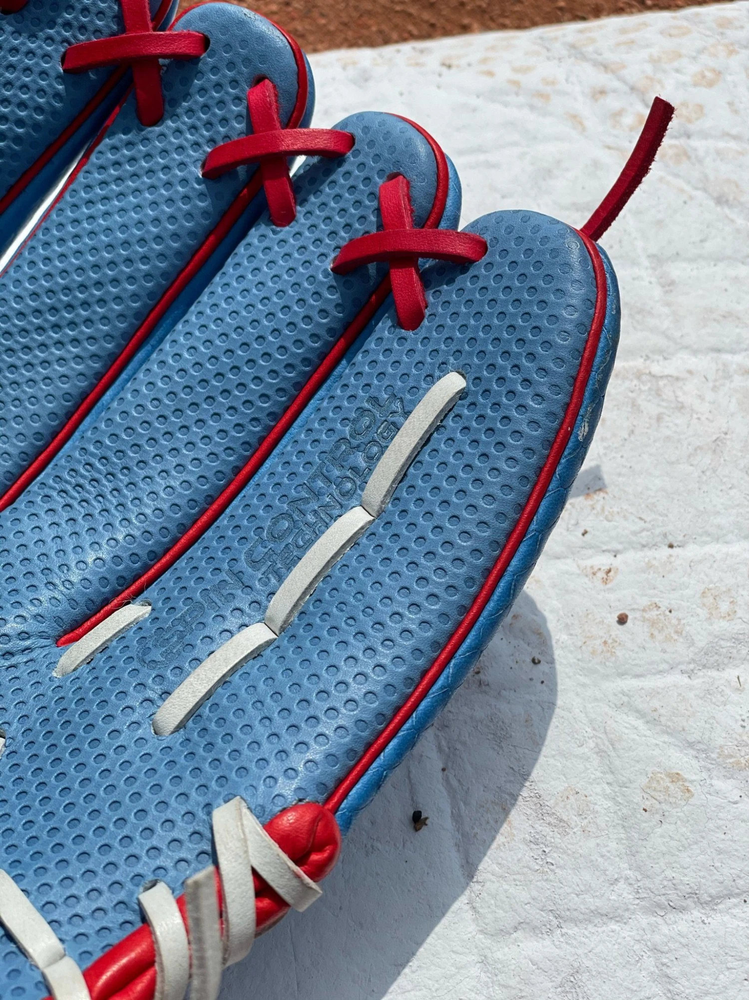 2022 Wilson A2000 Kelsey Stewart KS7 GM 12" Fastpitch Glove: WTA20RF22KS7 - Image 7